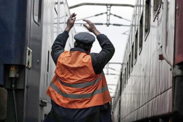 Licitație pentru 900 km de cale ferată neinteroperabilă